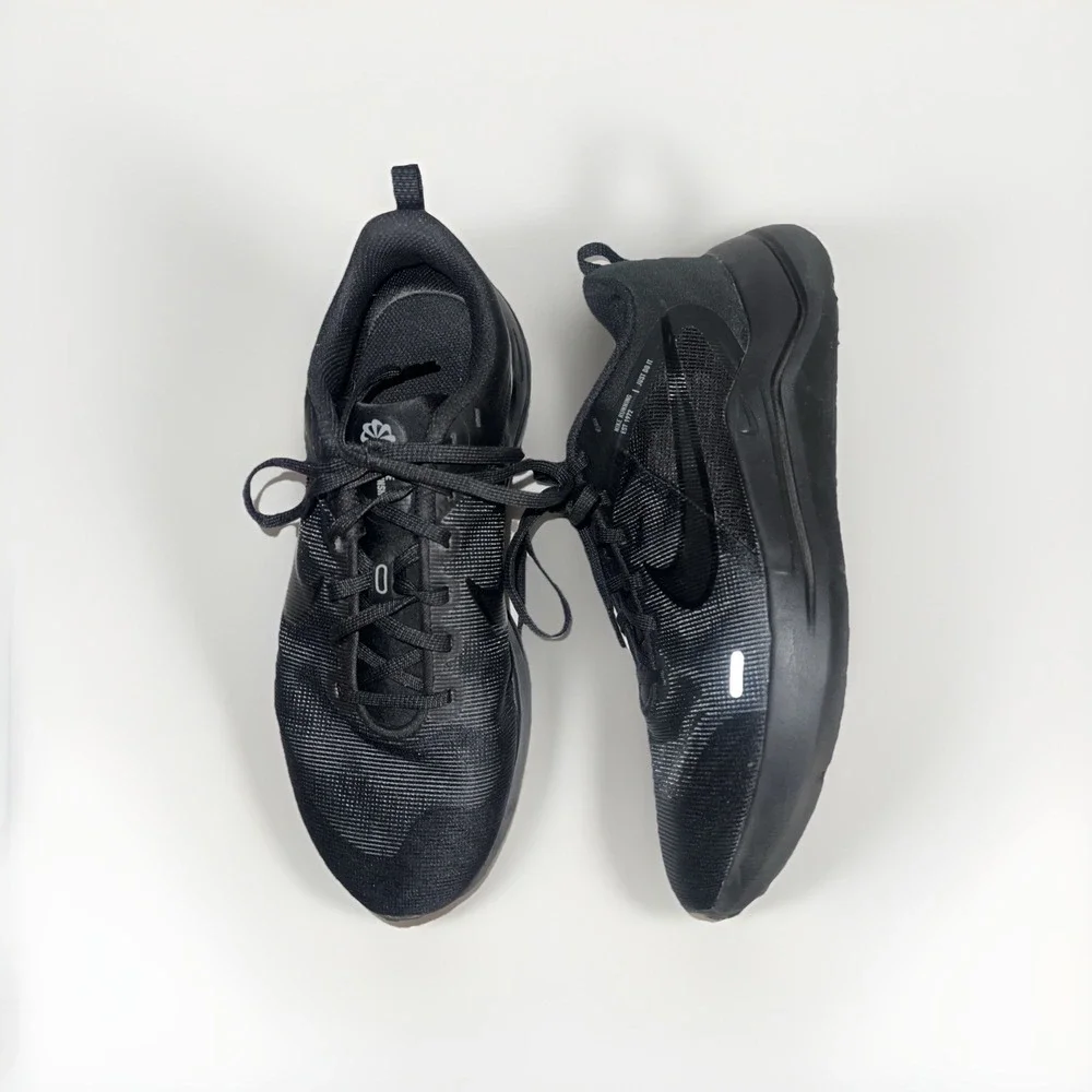 Nike Shoes Men's 9 Black Downshifter 12 Running Shoes